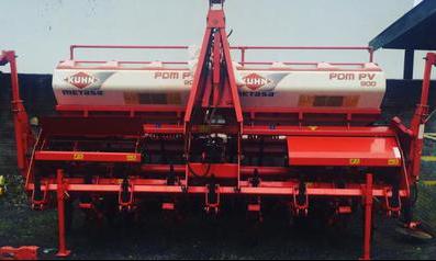 Máquinas em excelente estado! Venha conhecer as suas próximas ajudantes do plantio!  
					  	